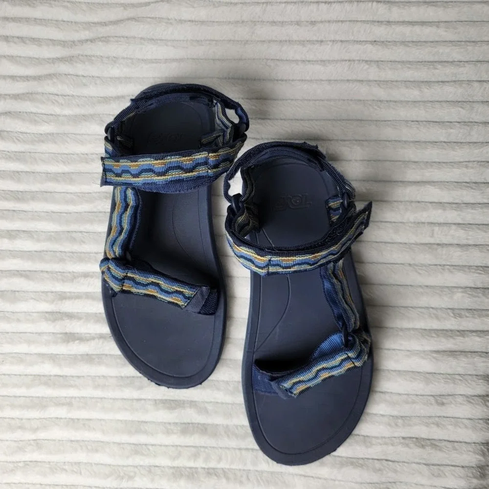 Teva Men's Blue Sport Sandals Size 5 Strappy Outdoor Hiking Trail Water Gorpcore